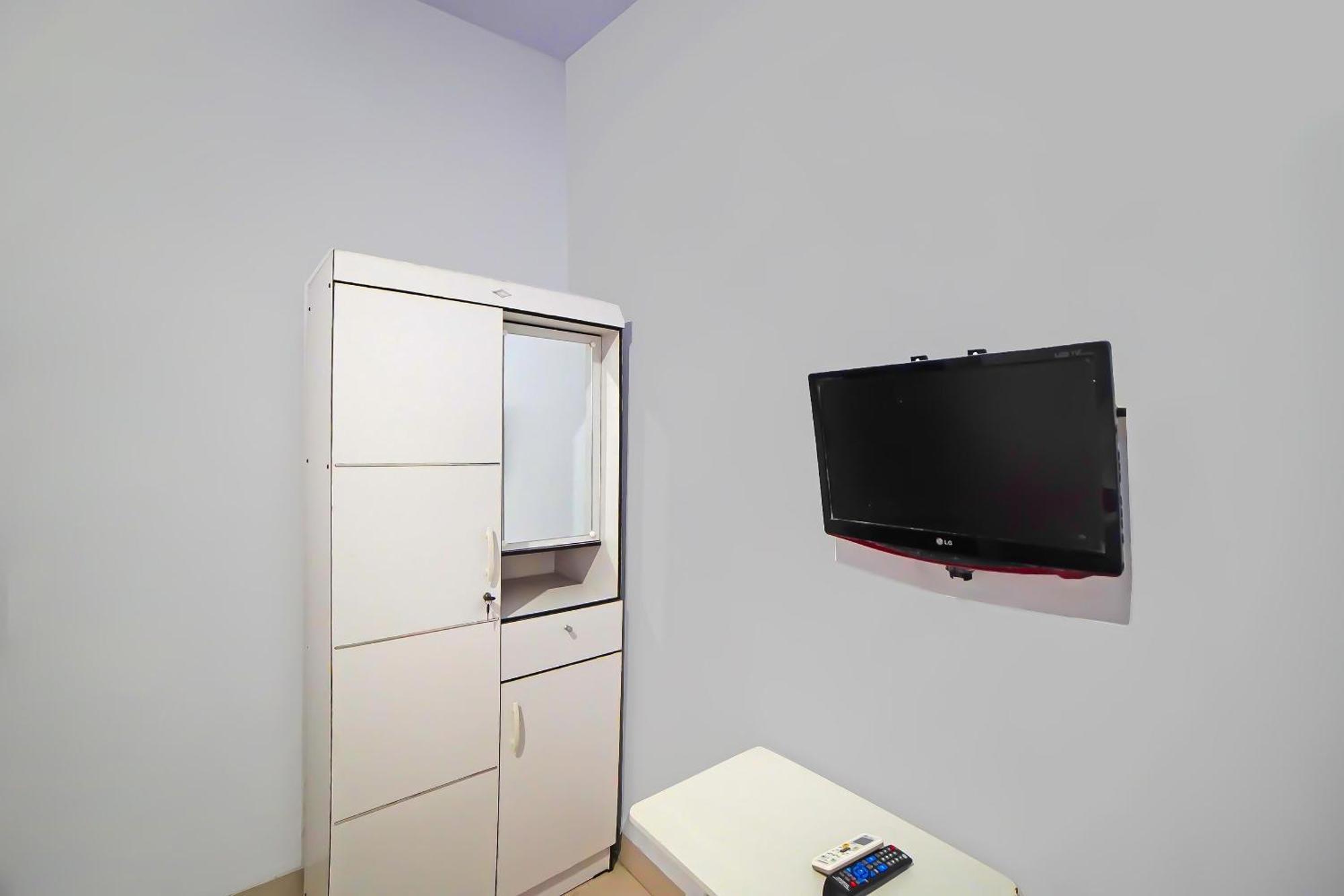 Oyo 92342 Hotel Batik Traveller 메단 외부 사진